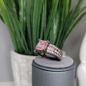 Pink Rhinestone Gun Metal Ring with Sparkling Detailing Size 7.75
